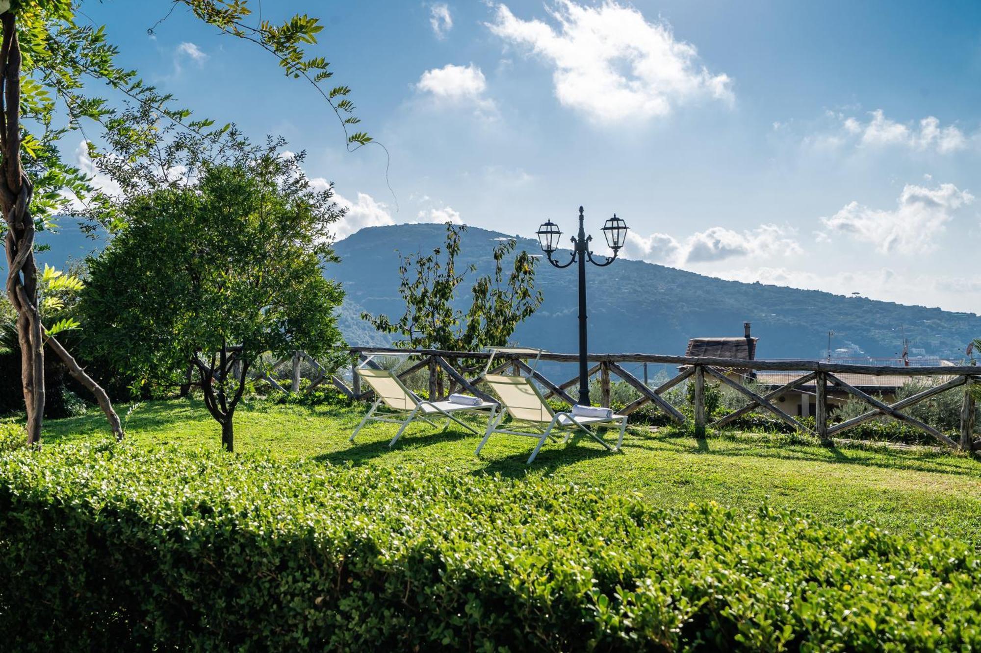 Villa Prota ヴィーコ・エクエンセ エクステリア 写真